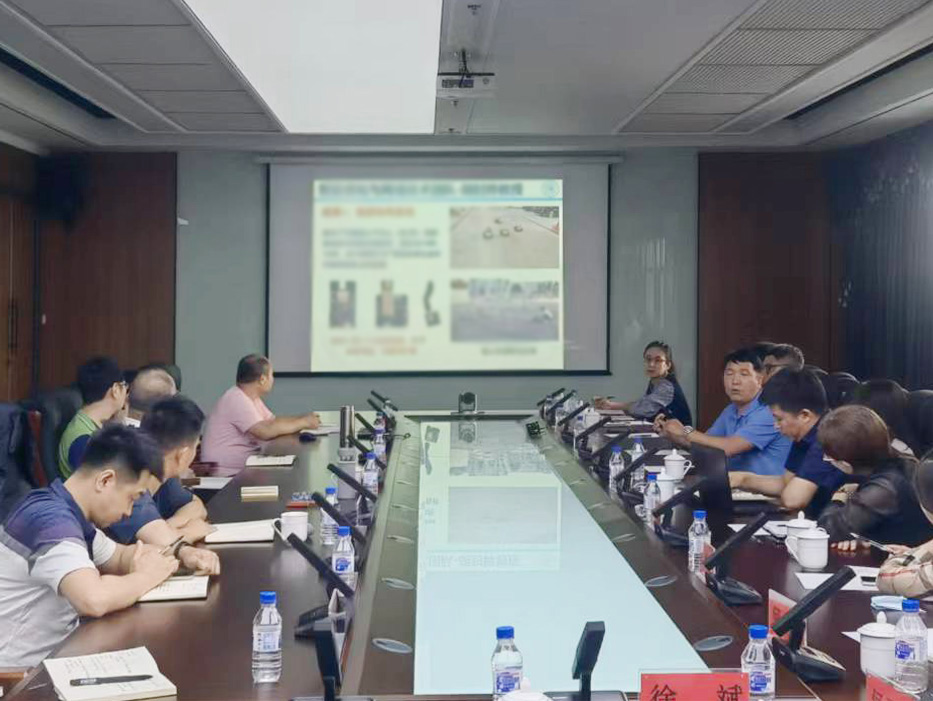 吉林(lín)大(dà)學先進技(jì)術(shù)研究院與我司學術(shù)交流會(huì)成功舉行(xíng)